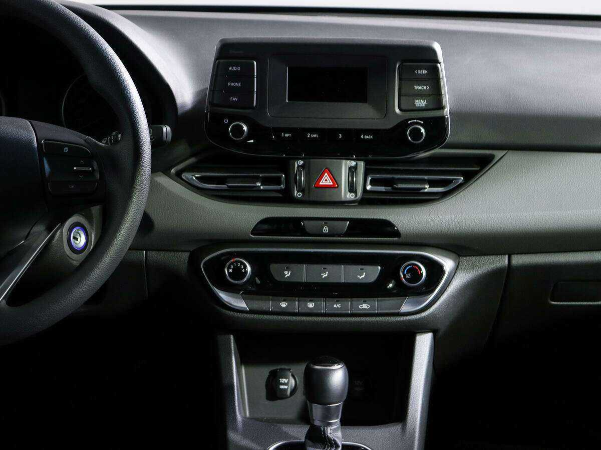 Б/У Хендай ай30 2022 года. Фото: #10