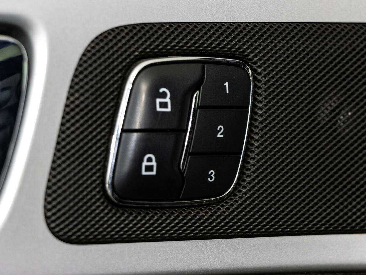 Ford Explorer 2013 года с пробегом. Фото: #18