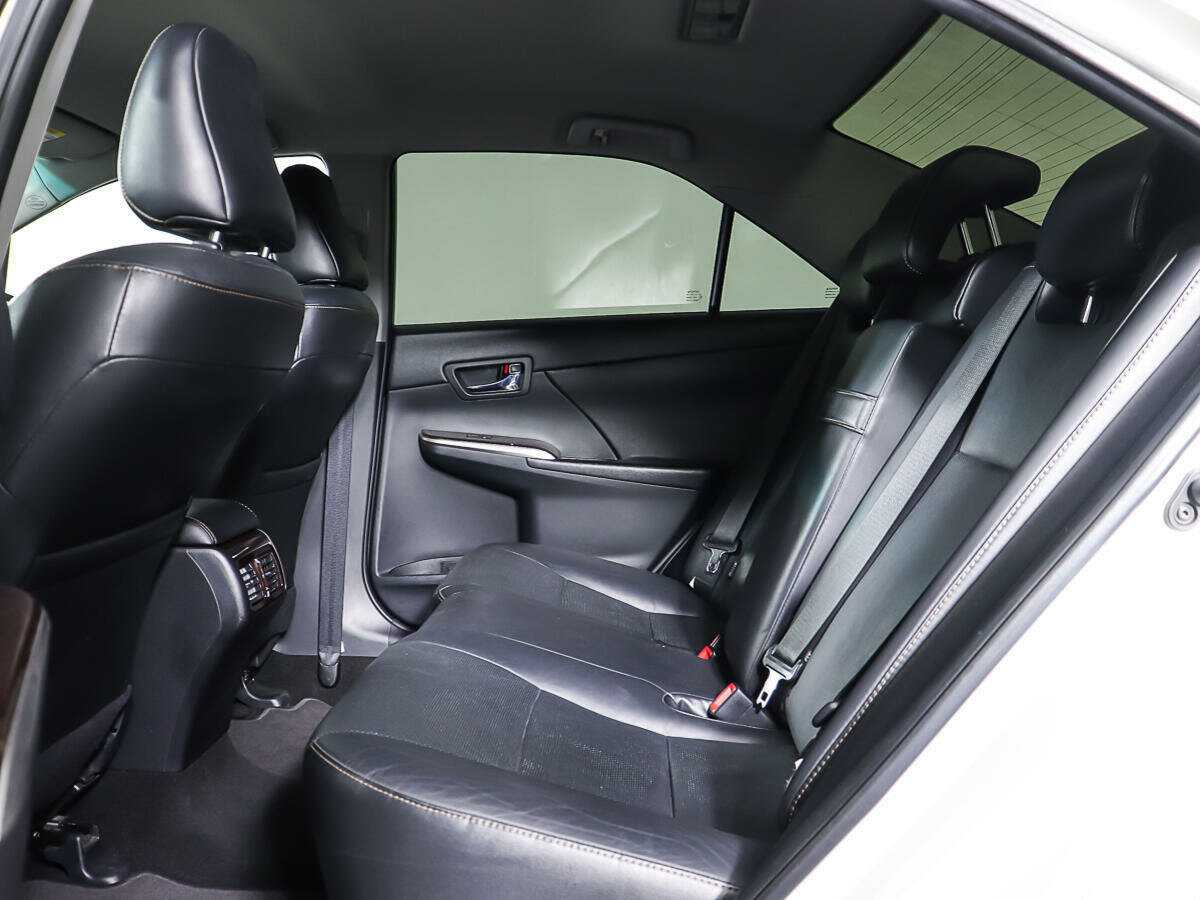 Toyota Camry 2017 года с пробегом. Фото: #3