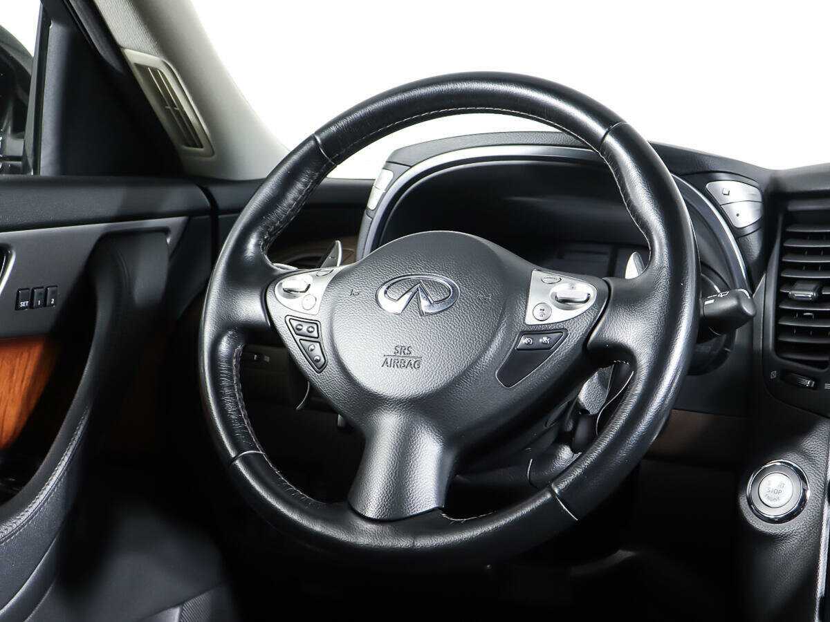 Infiniti FX 2012 года с пробегом. Фото: #14