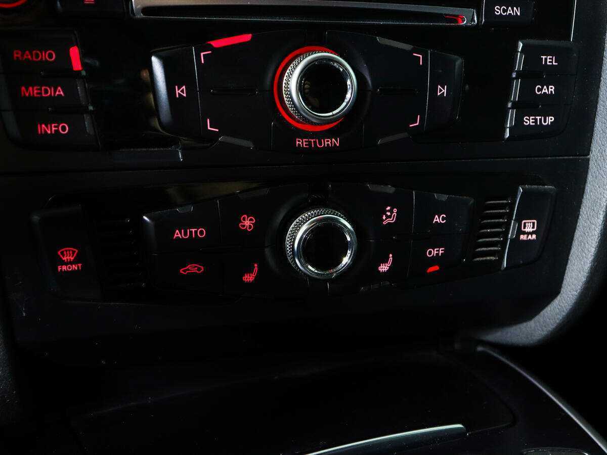 Audi A4 2013 года с пробегом. Фото: #13