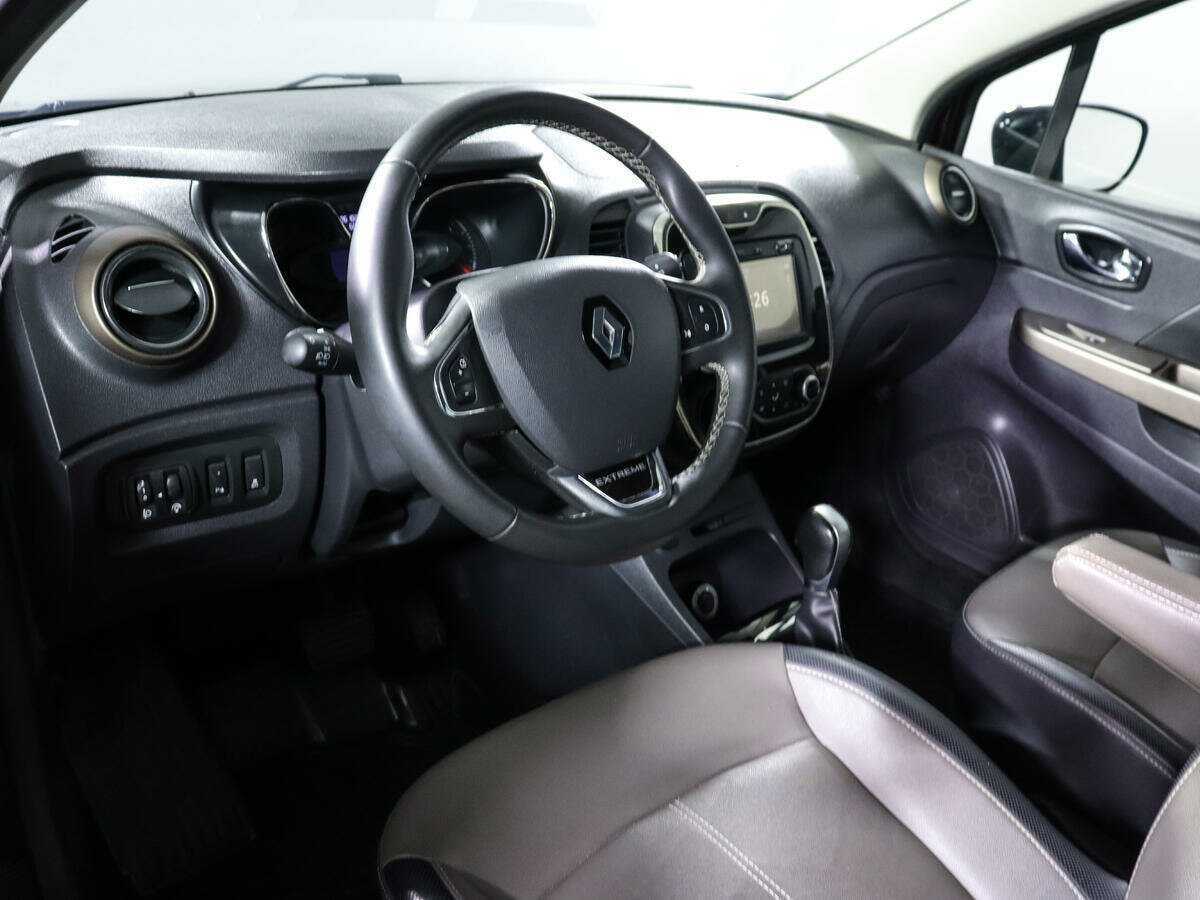 Б/У Рено Каптюр 2017 года. Фото: #11