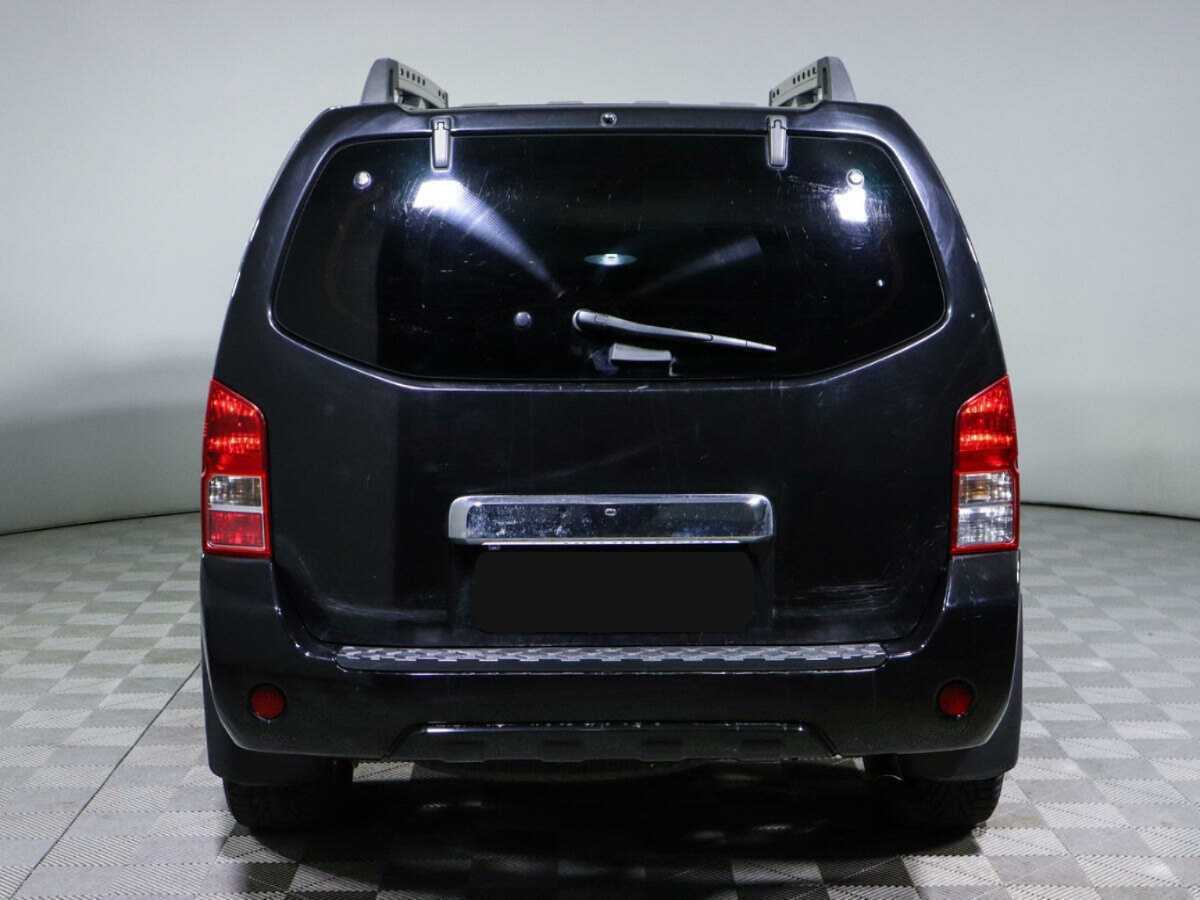 Б/У Ниссан Патфайндер 2013 года. Фото: #4