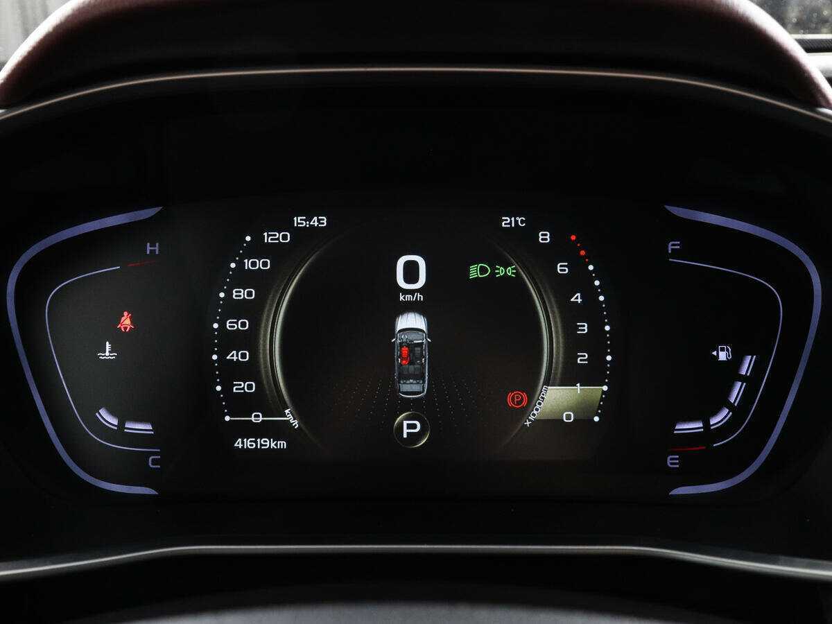 Geely Coolray 2022 года с пробегом. Фото: #10