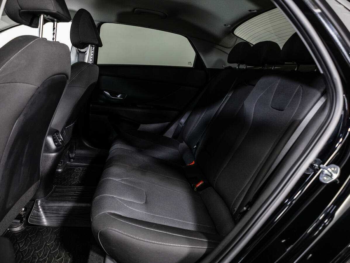 Б/У Хендай Елантра 2020 года. Фото: #9