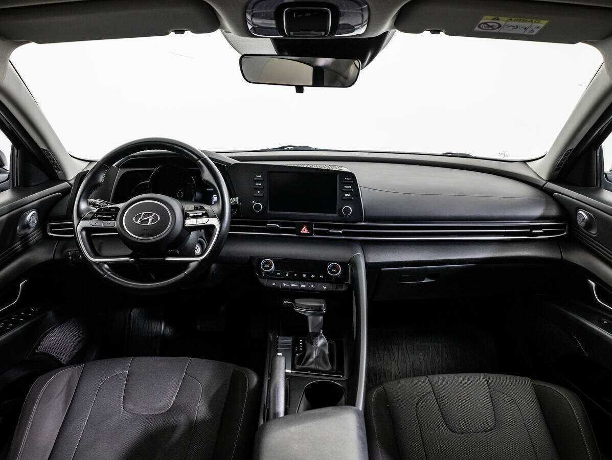 Б/У Хендай Елантра 2020 года. Фото: #12