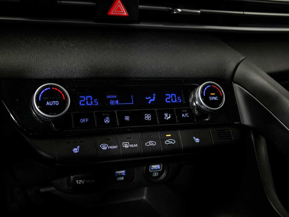 Б/У Хендай Елантра 2020 года. Фото: #16