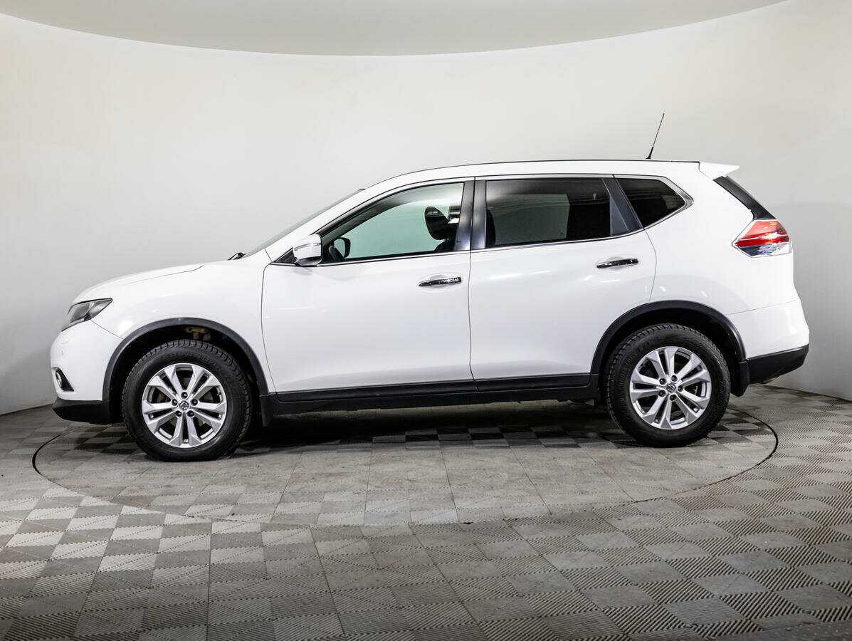 Б/У Ниссан Икс-Трейл 2015 года. Фото: #7