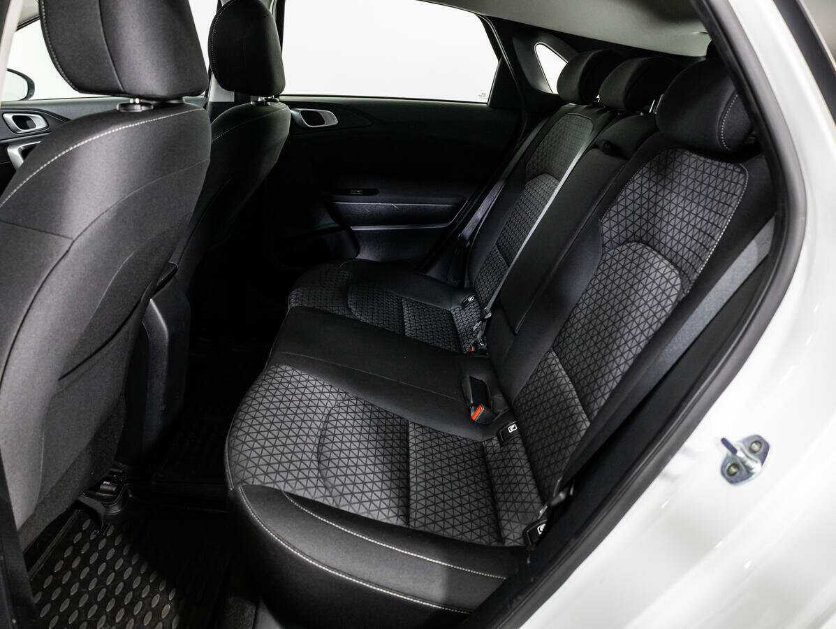 Б/У Киа Сид 2019 года. Фото: #9