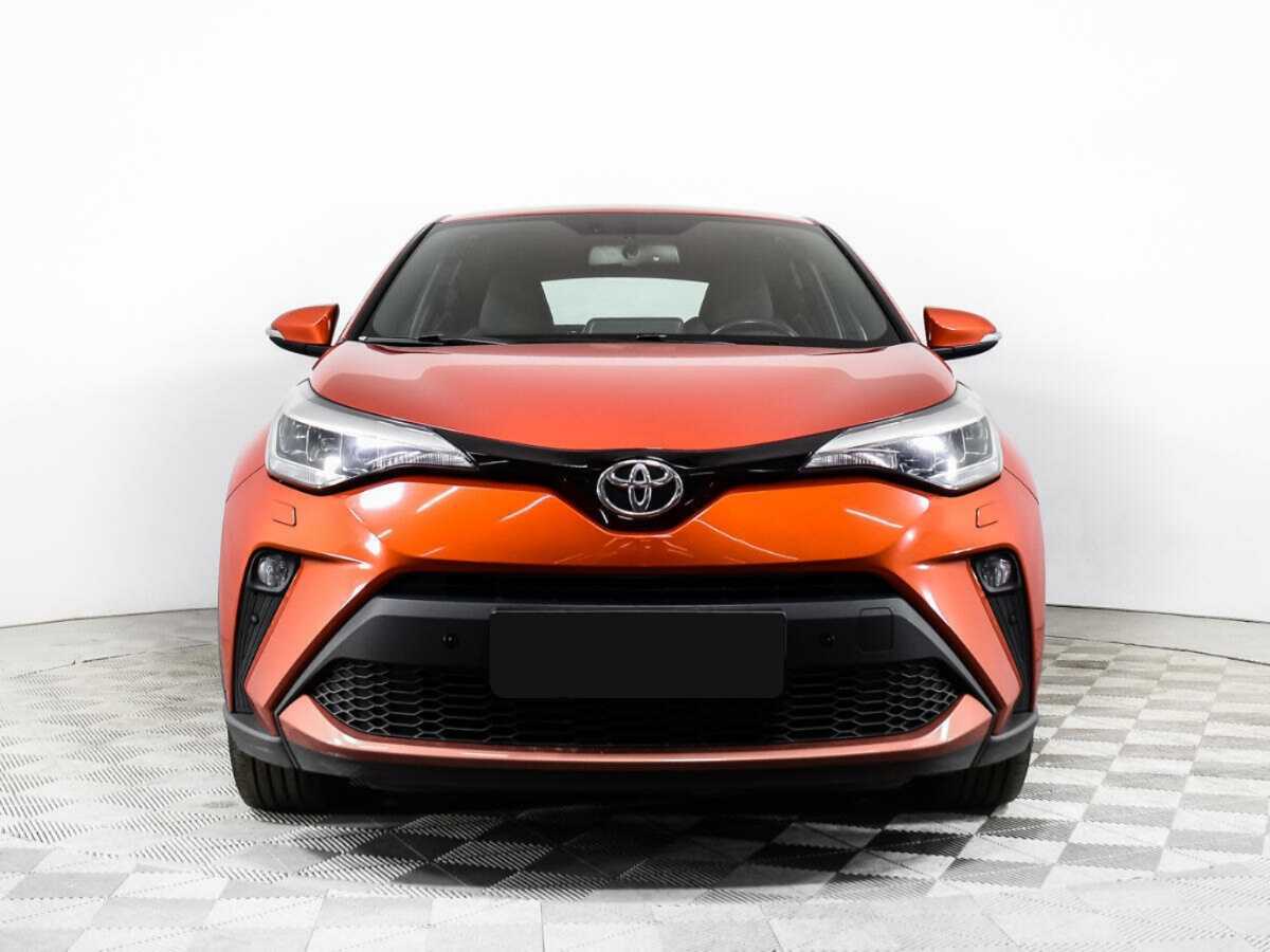 Toyota C-HR 2020 года с пробегом. Фото: #1