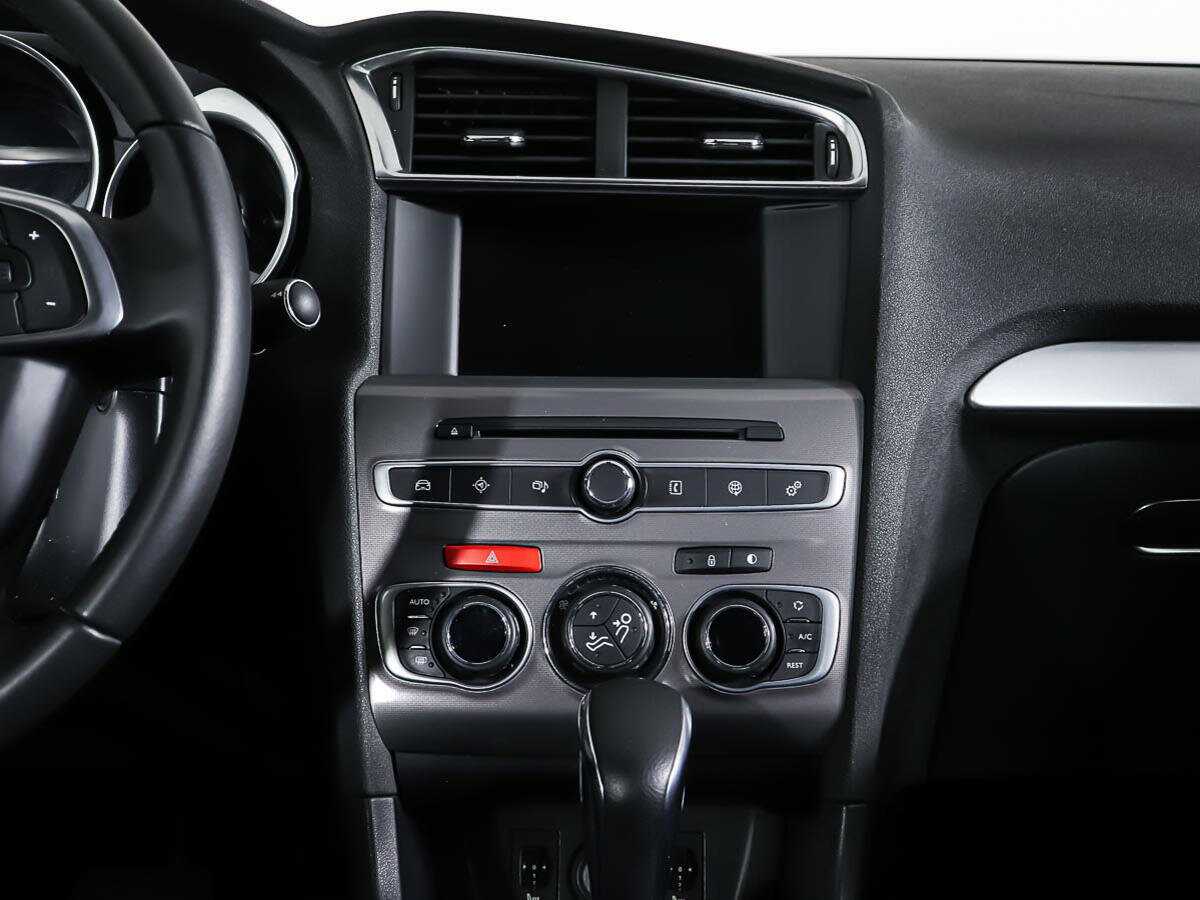 Citroen C4 2017 года с пробегом. Фото: #11