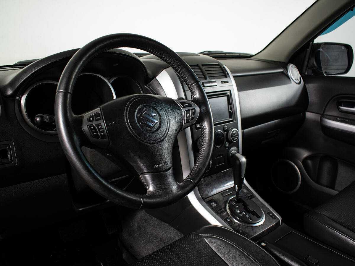 Б/У Сузуки Гранд Витара 2014 года. Фото: #7