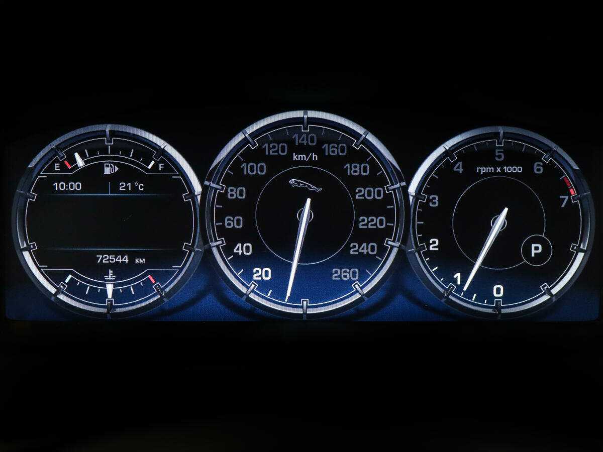 Jaguar XJ 2014 года с пробегом. Фото: #8