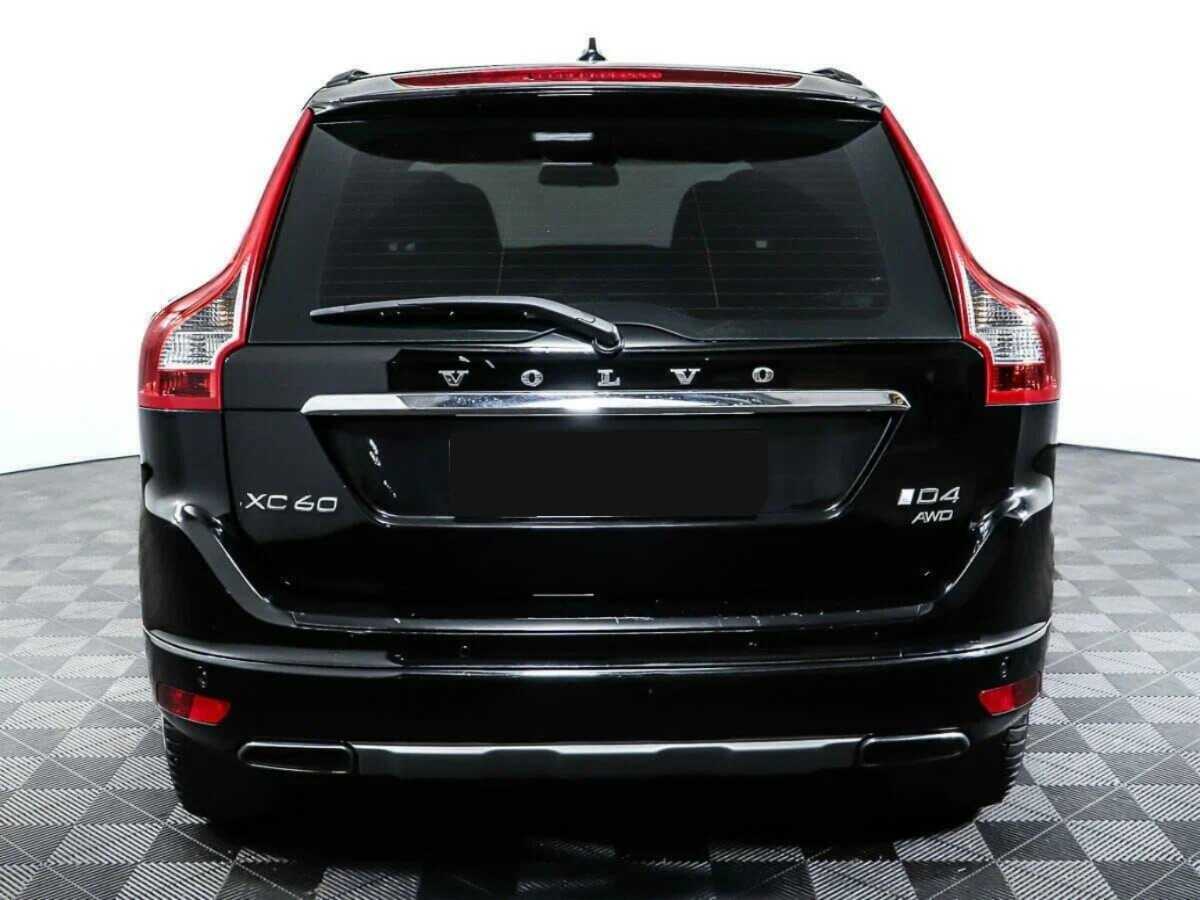 Б/У Вольво ИксЦ60 2017 года. Фото: #5