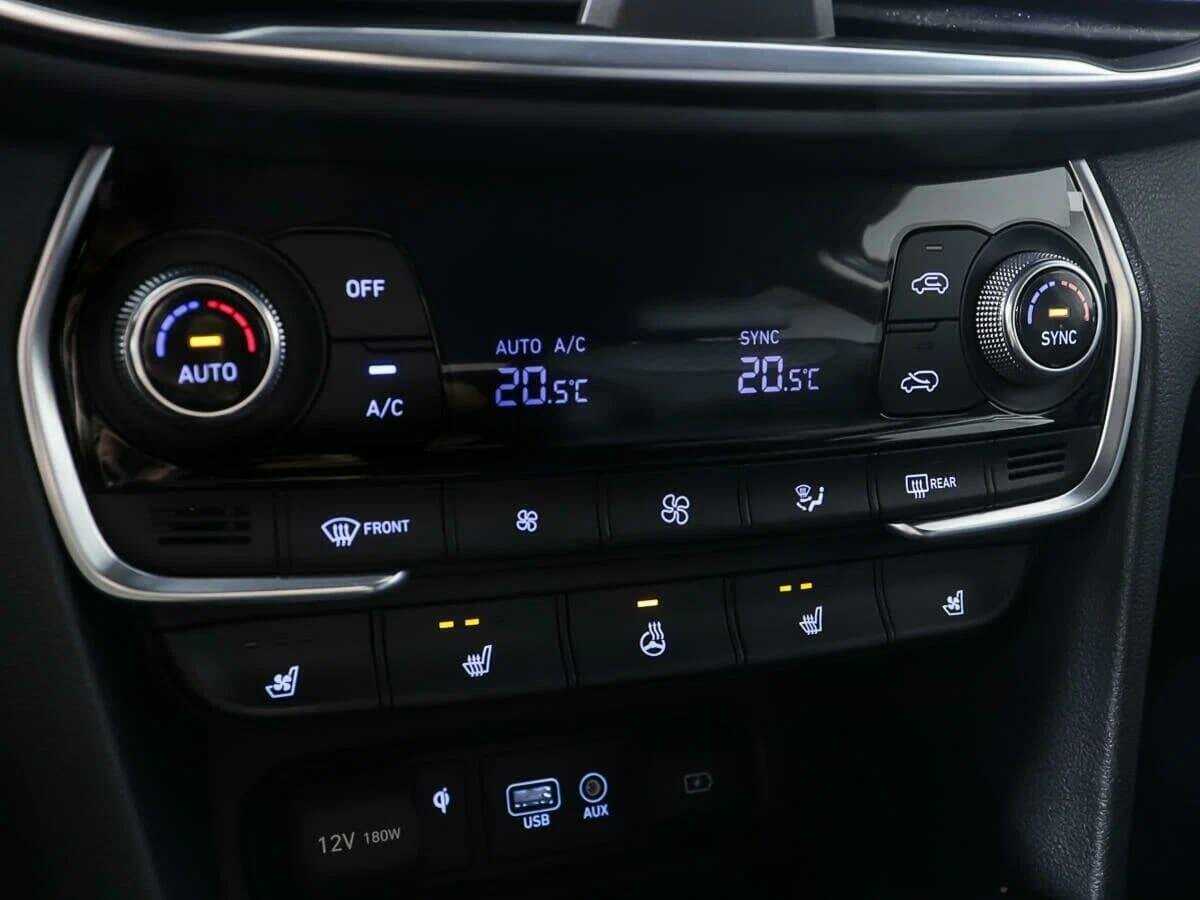 Hyundai Santa Fe 2019 года с пробегом. Фото: #15