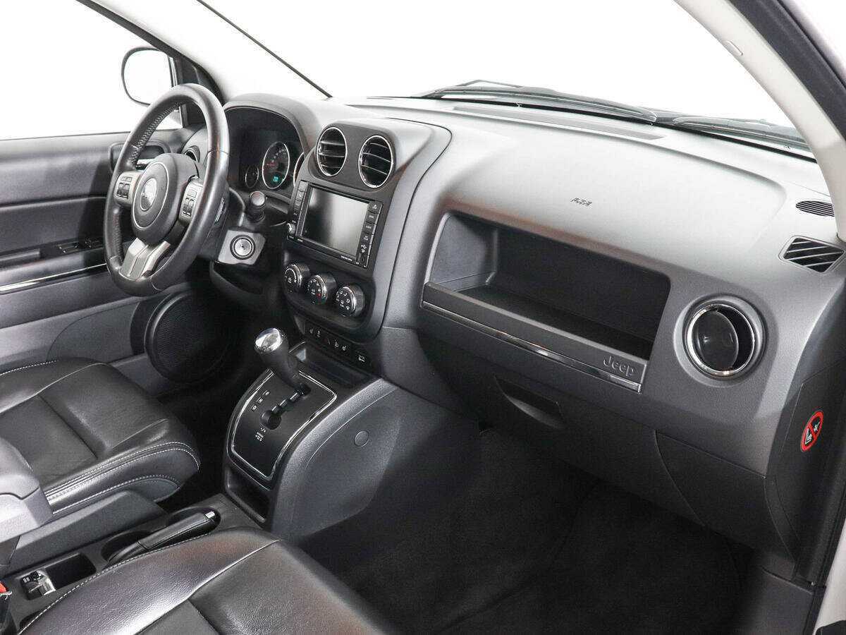 Jeep Compass 2012 года с пробегом. Фото: #9