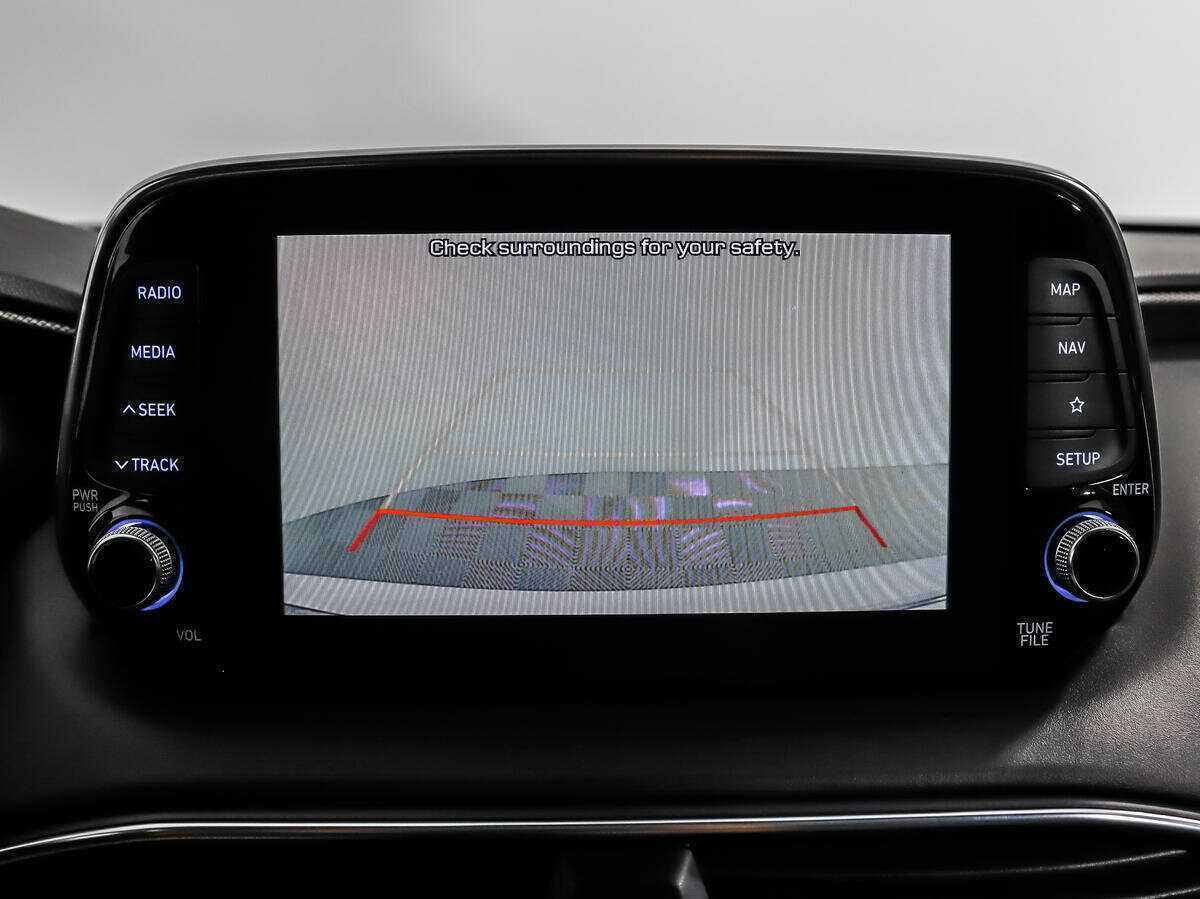 Hyundai Santa Fe 2018 года с пробегом. Фото: #18