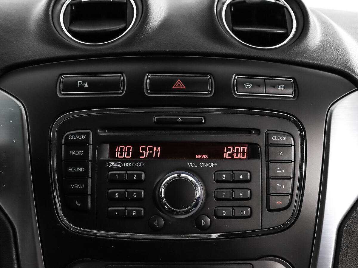 Ford Mondeo 2012 года с пробегом. Фото: #13