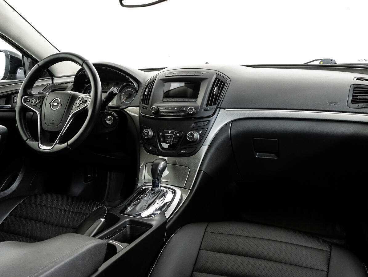 Б/У Опель Инсигния 2014 года. Фото: #8