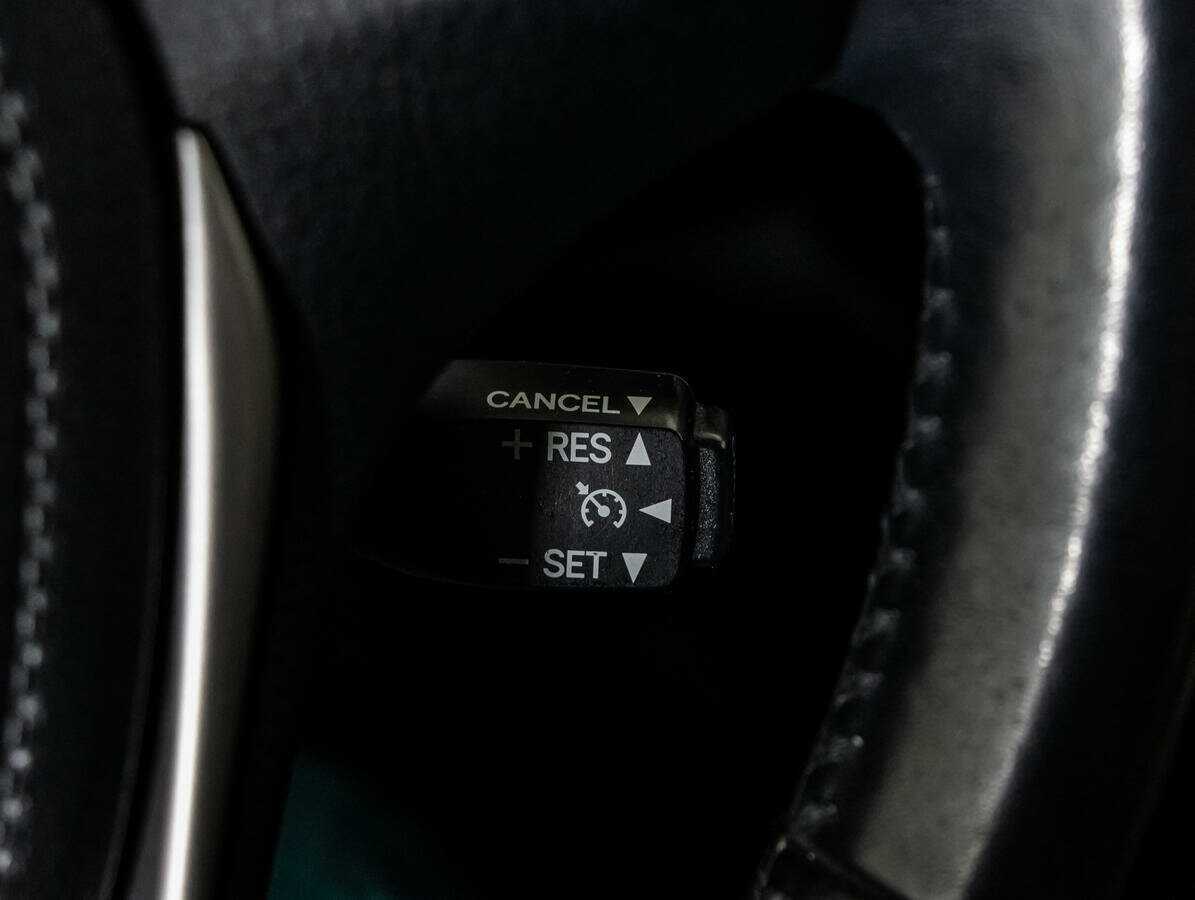 Б/У Тойота Рав4 2016 года. Фото: #16