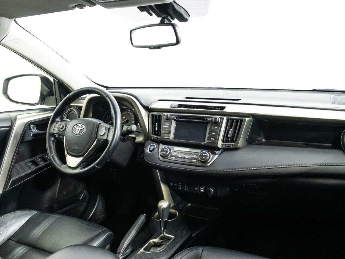 Б/У Тойота Рав4 2013 года. Фото: #8