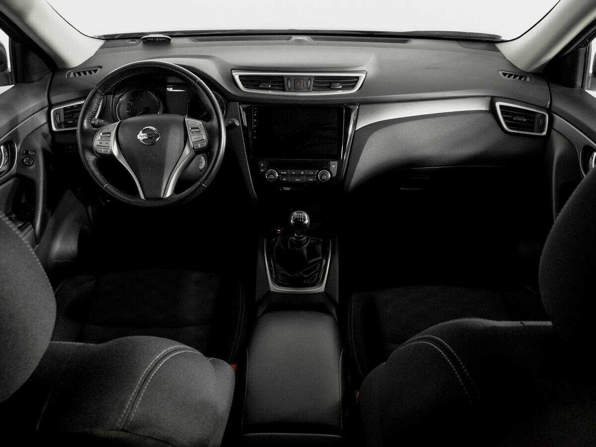 Б/У Ниссан Икс-Трейл 2018 года. Фото: #11