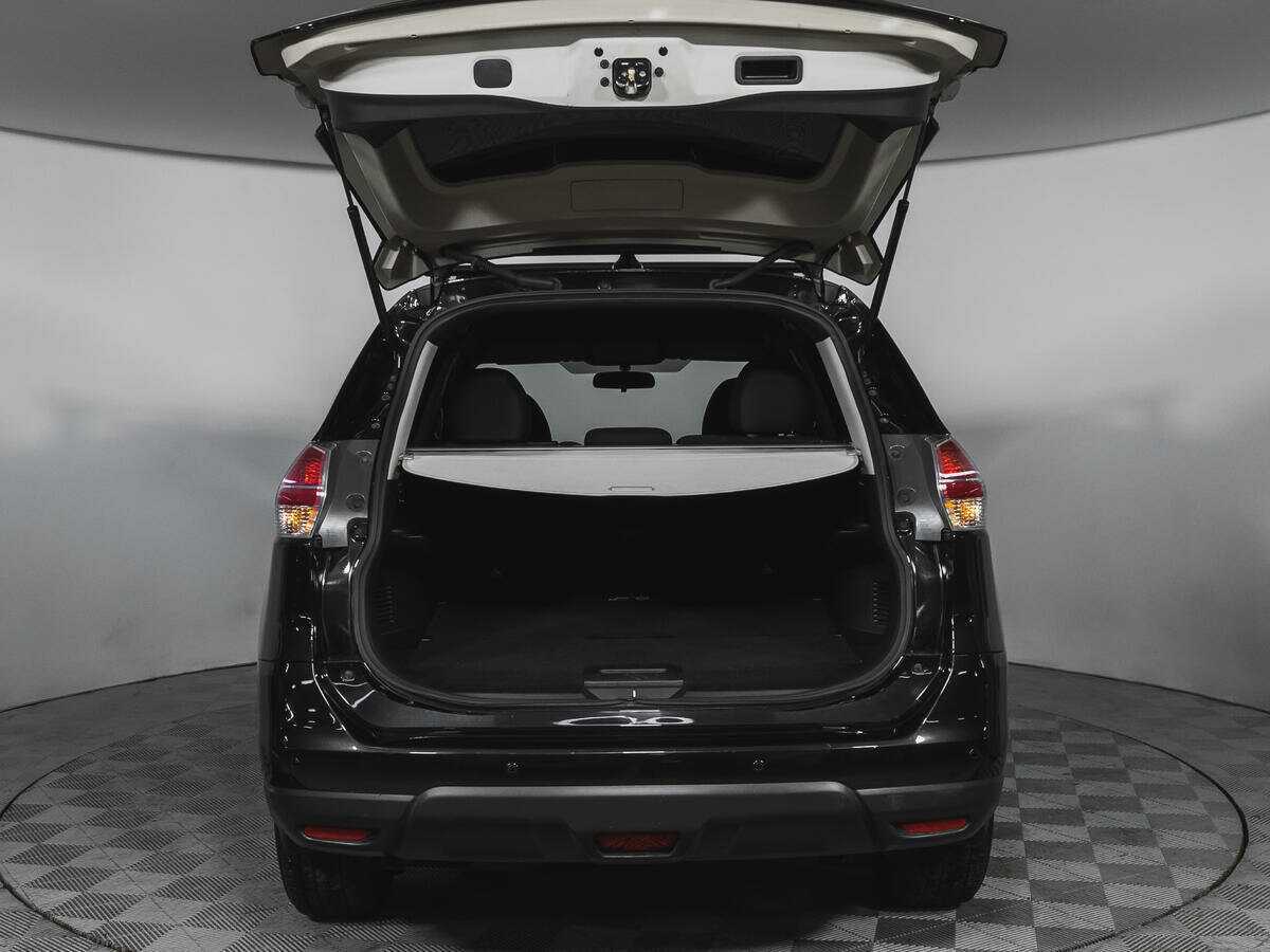 Б/У Ниссан Икс-Трейл 2018 года. Фото: #16