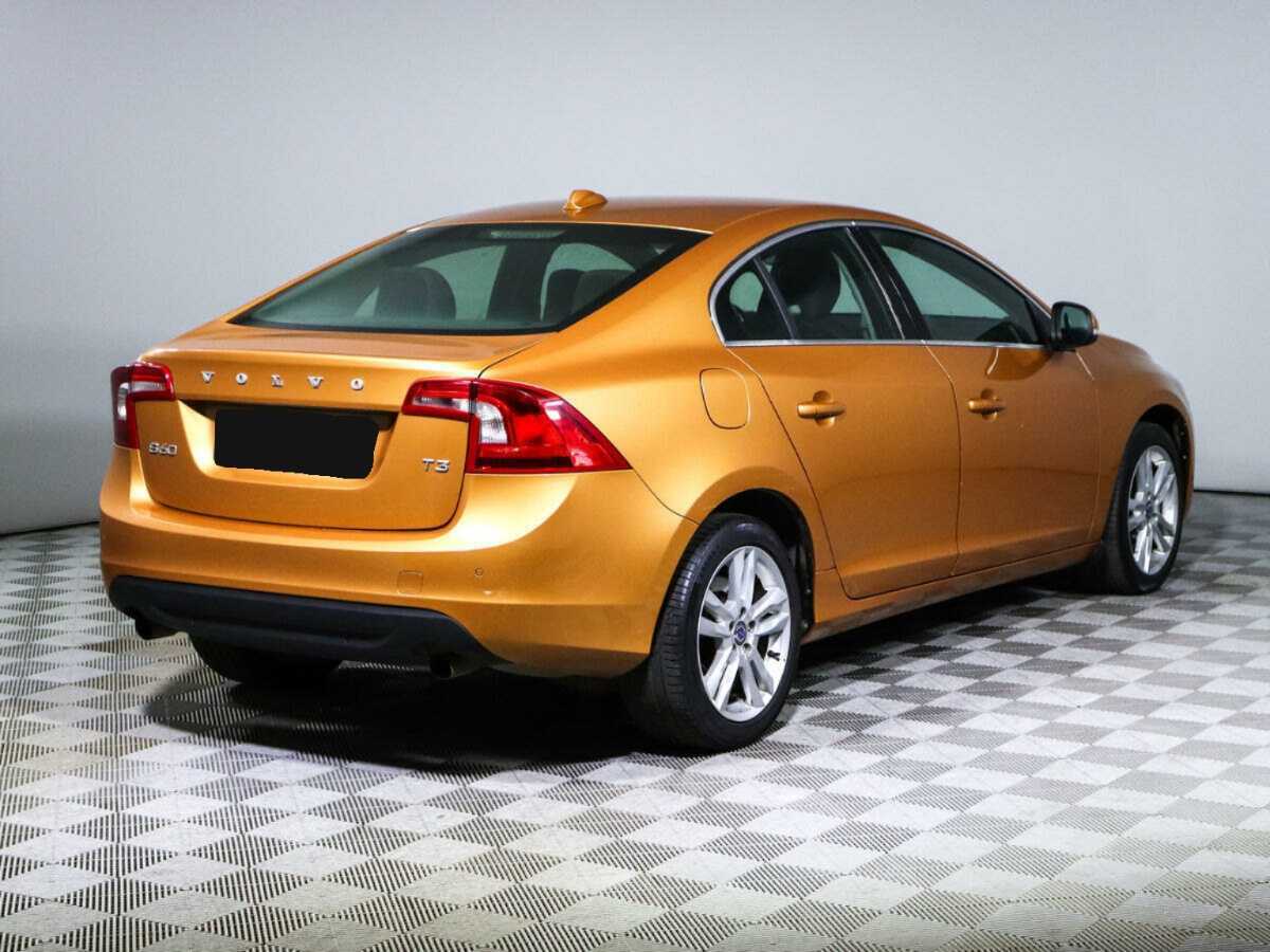 Б/У Вольво С60 2012 года. Фото: #3