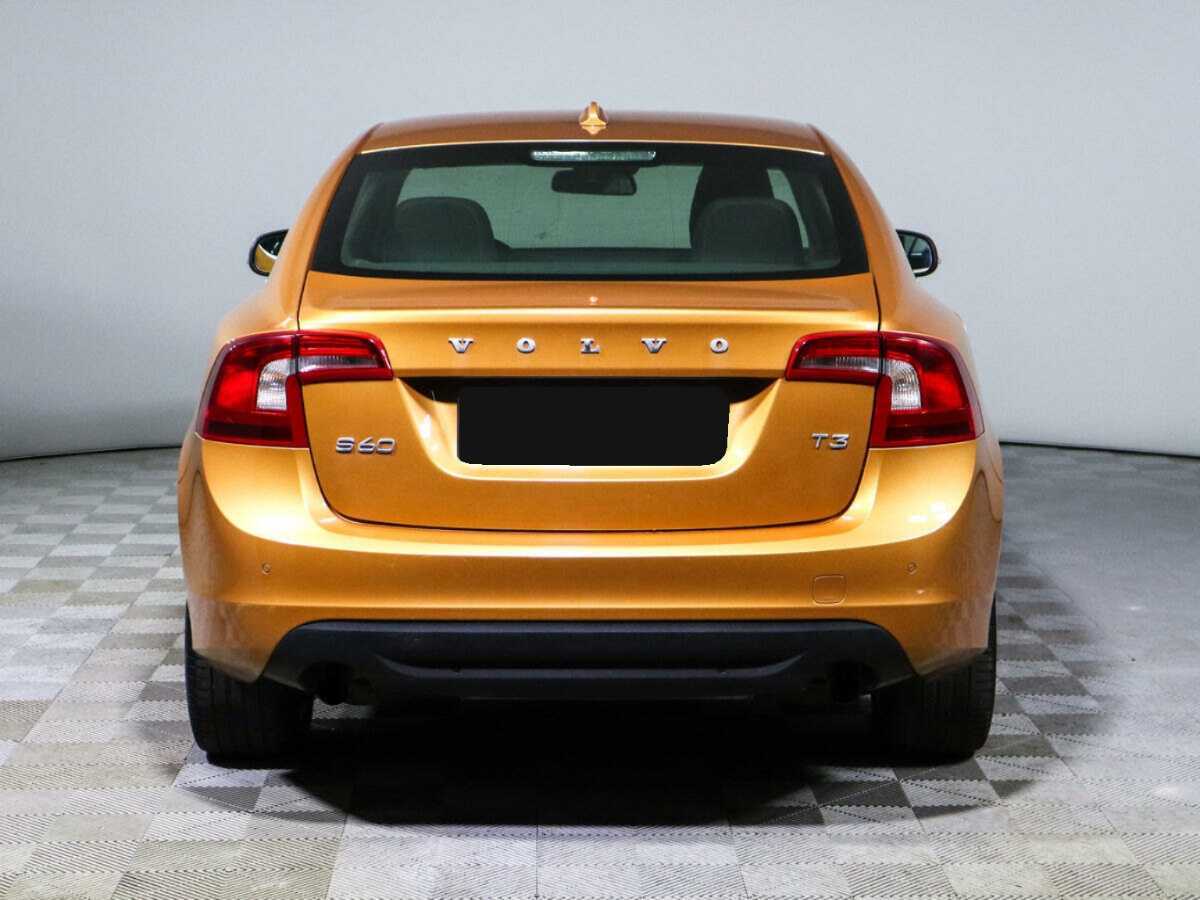 Б/У Вольво С60 2012 года. Фото: #4