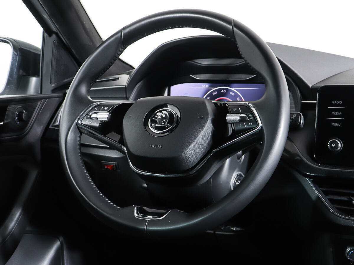 Б/У Шкода Рапид 2021 года. Фото: #13