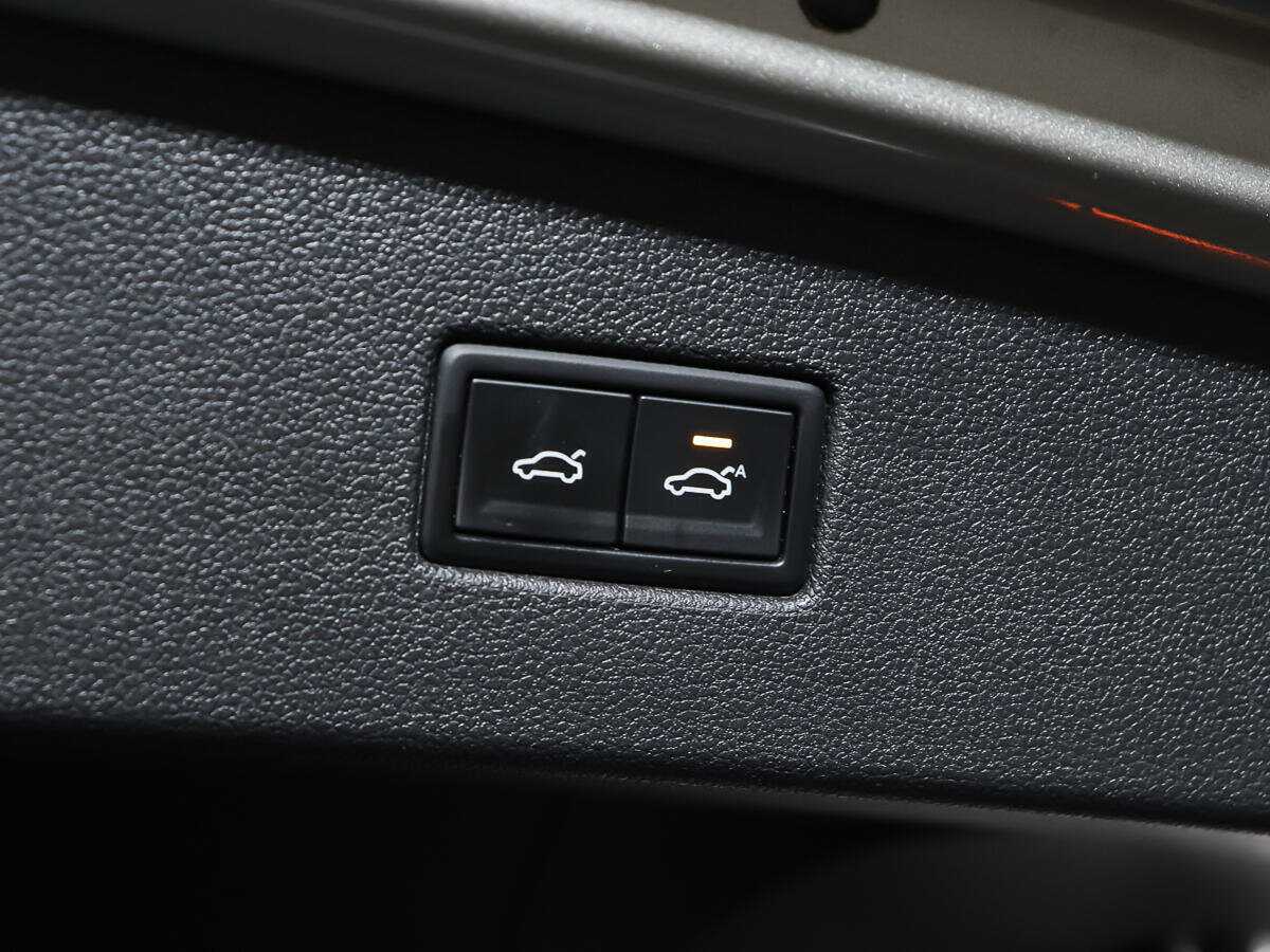 Б/У Фольксваген Тигуан 2017 года. Фото: #15