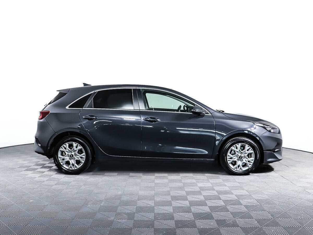 Б/У Киа Сид 2022 года. Фото: #3