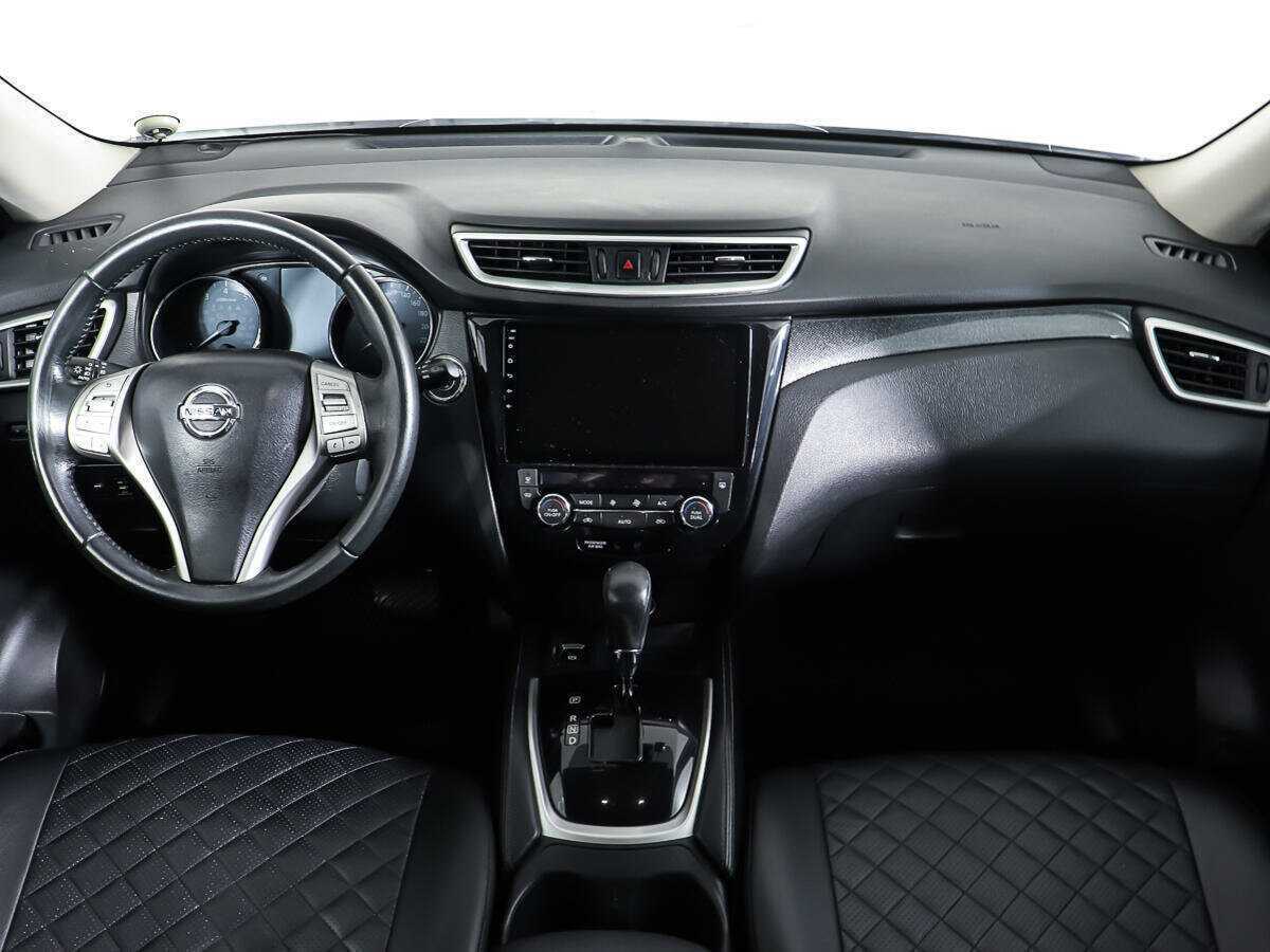 Б/У Ниссан Икс-Трейл 2016 года. Фото: #10