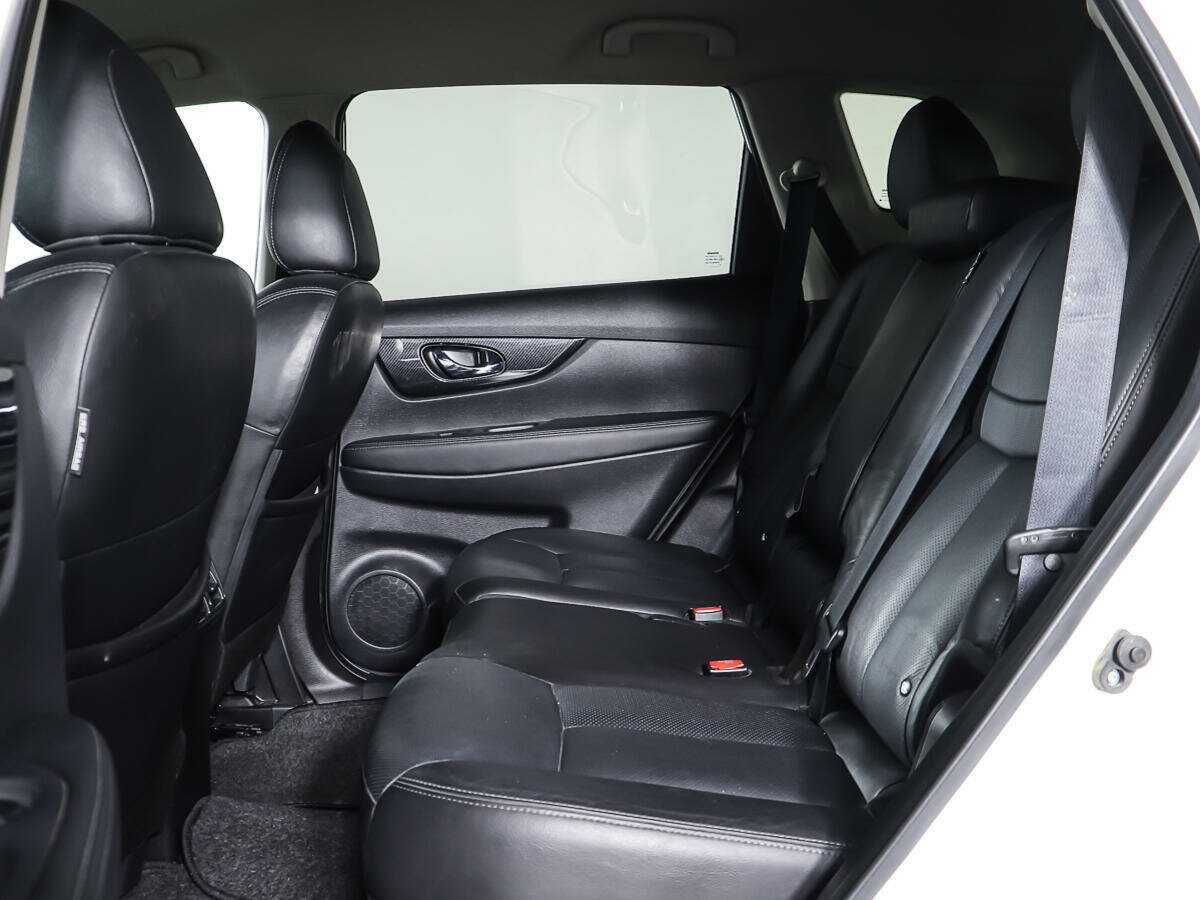 Б/У Ниссан Икс-Трейл 2019 года. Фото: #7