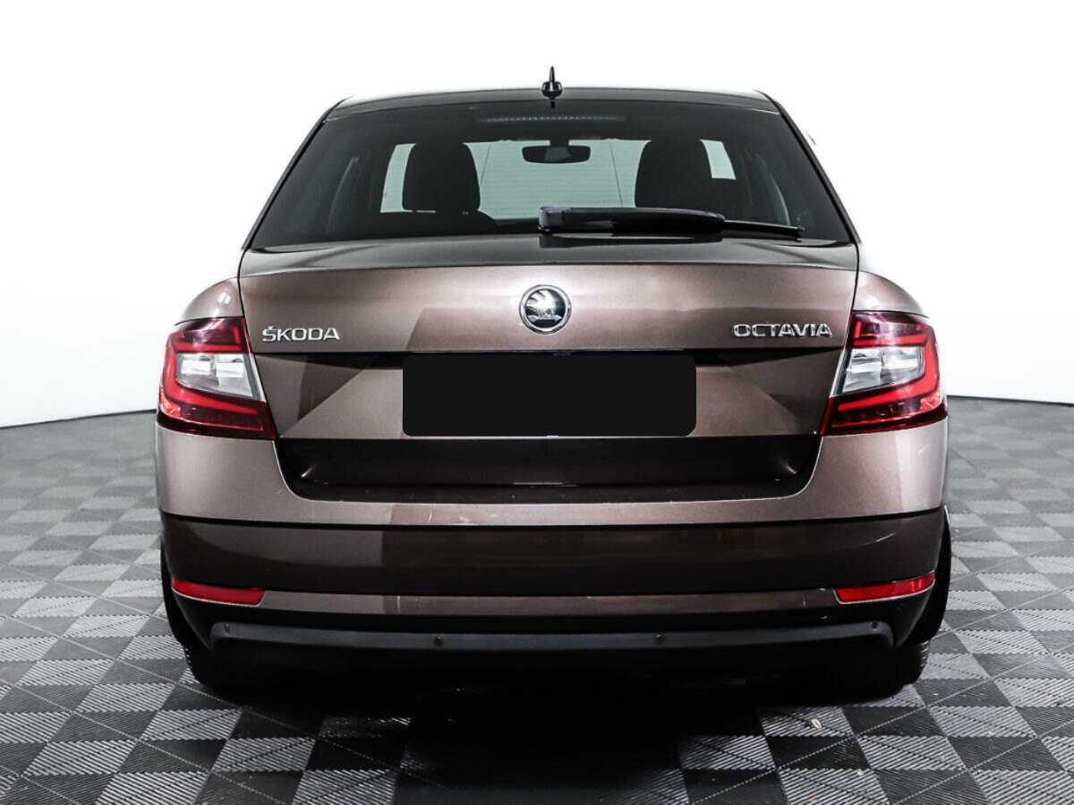 Б/У Шкода Октавия 2018 года. Фото: #5