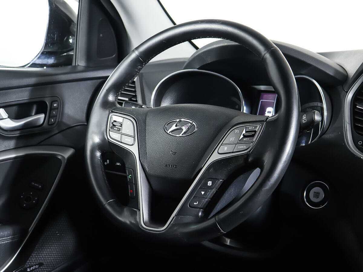 Б/У Хендай Санта Фе 2016 года. Фото: #16