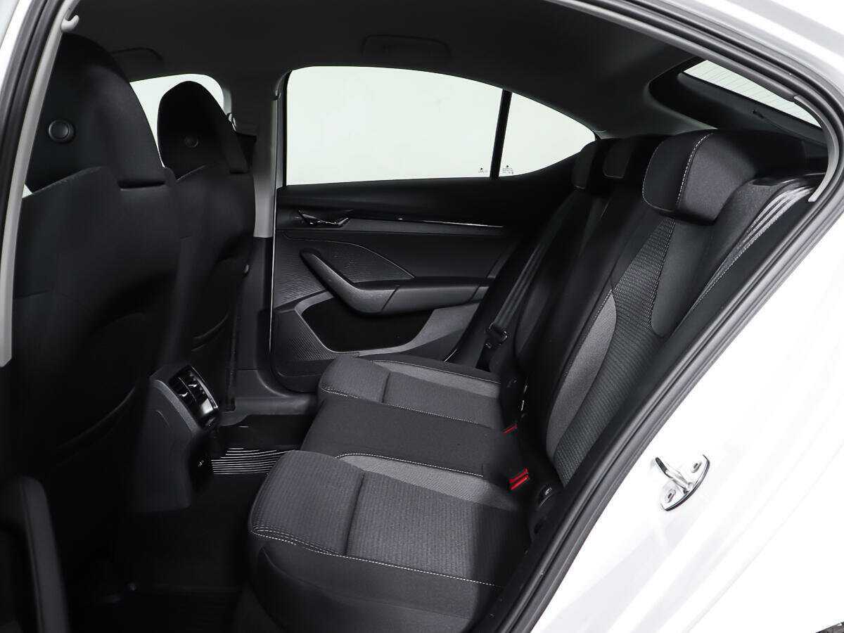 Skoda Octavia 2021 года с пробегом. Фото: #8