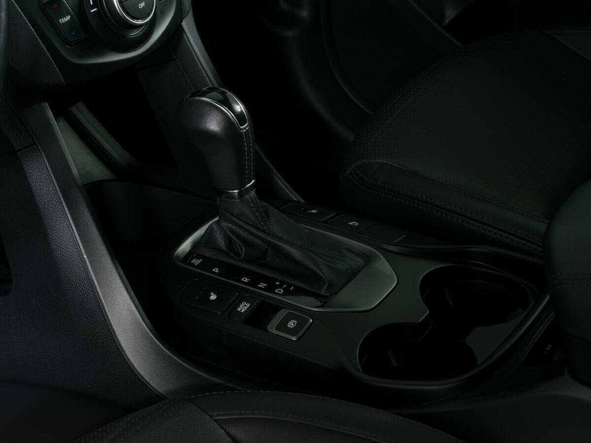 Б/У Хендай Санта Фе 2014 года. Фото: #15