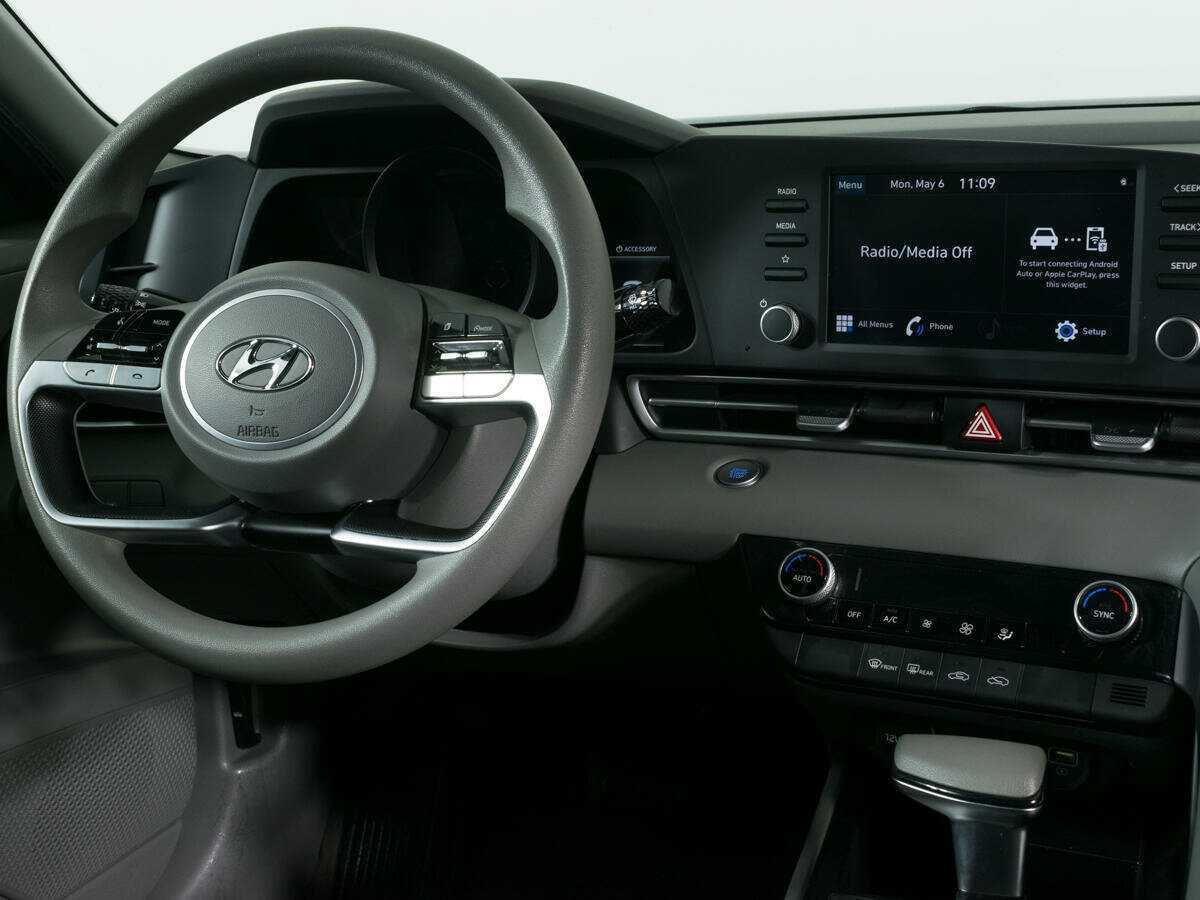 Б/У Хендай Елантра 2021 года. Фото: #10