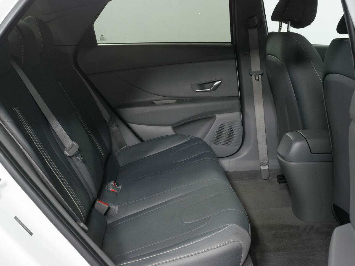 Б/У Хендай Елантра 2021 года. Фото: #11