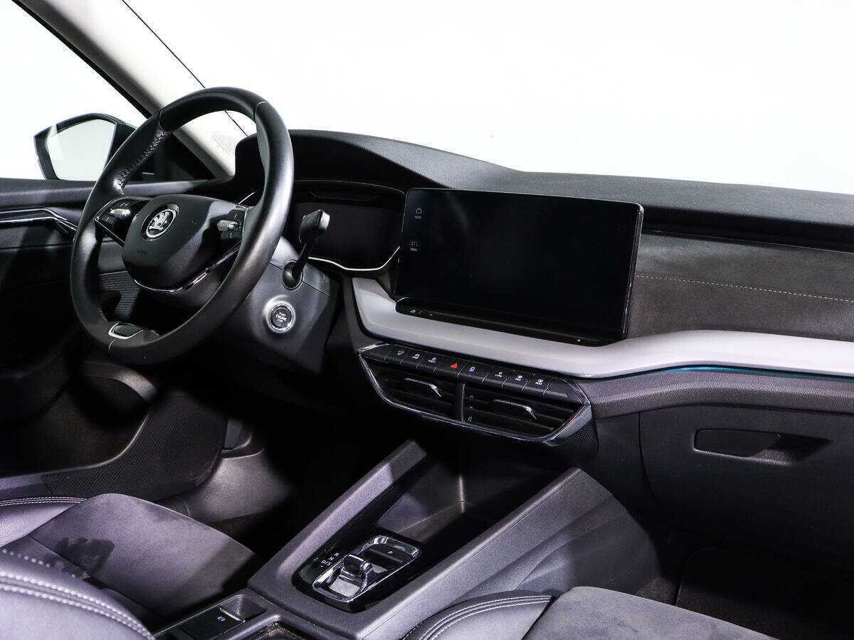 Б/У Шкода Октавия 2021 года. Фото: #6