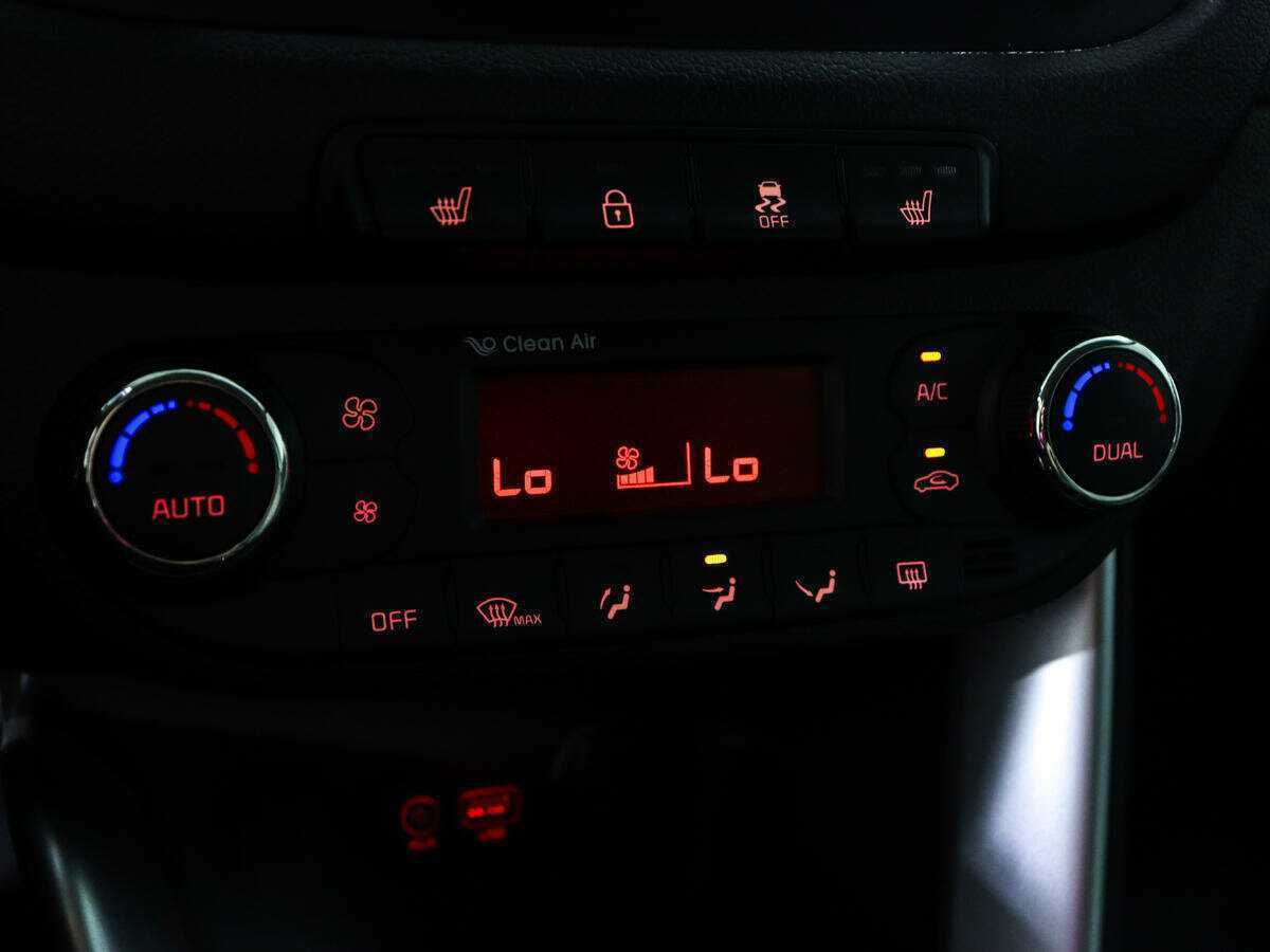 Б/У Киа Сид 2017 года. Фото: #14