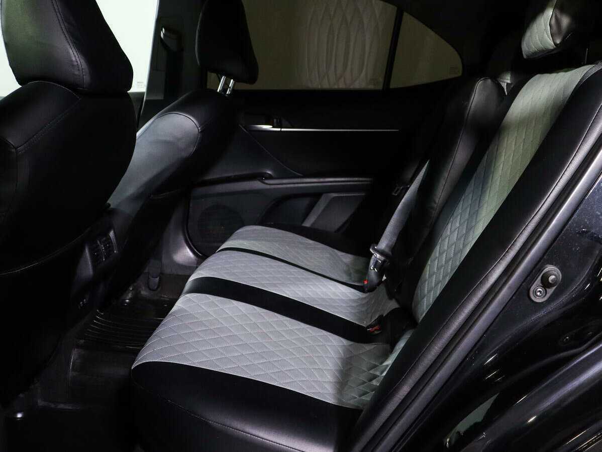 Б/У Тойота Камри 2021 года. Фото: #7