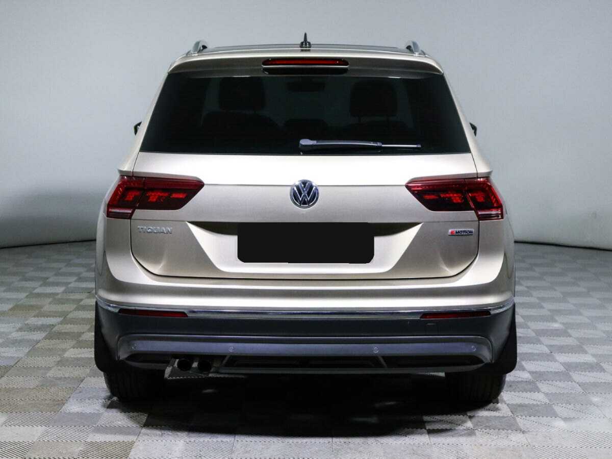 Volkswagen Tiguan 2018 года с пробегом. Фото: #5