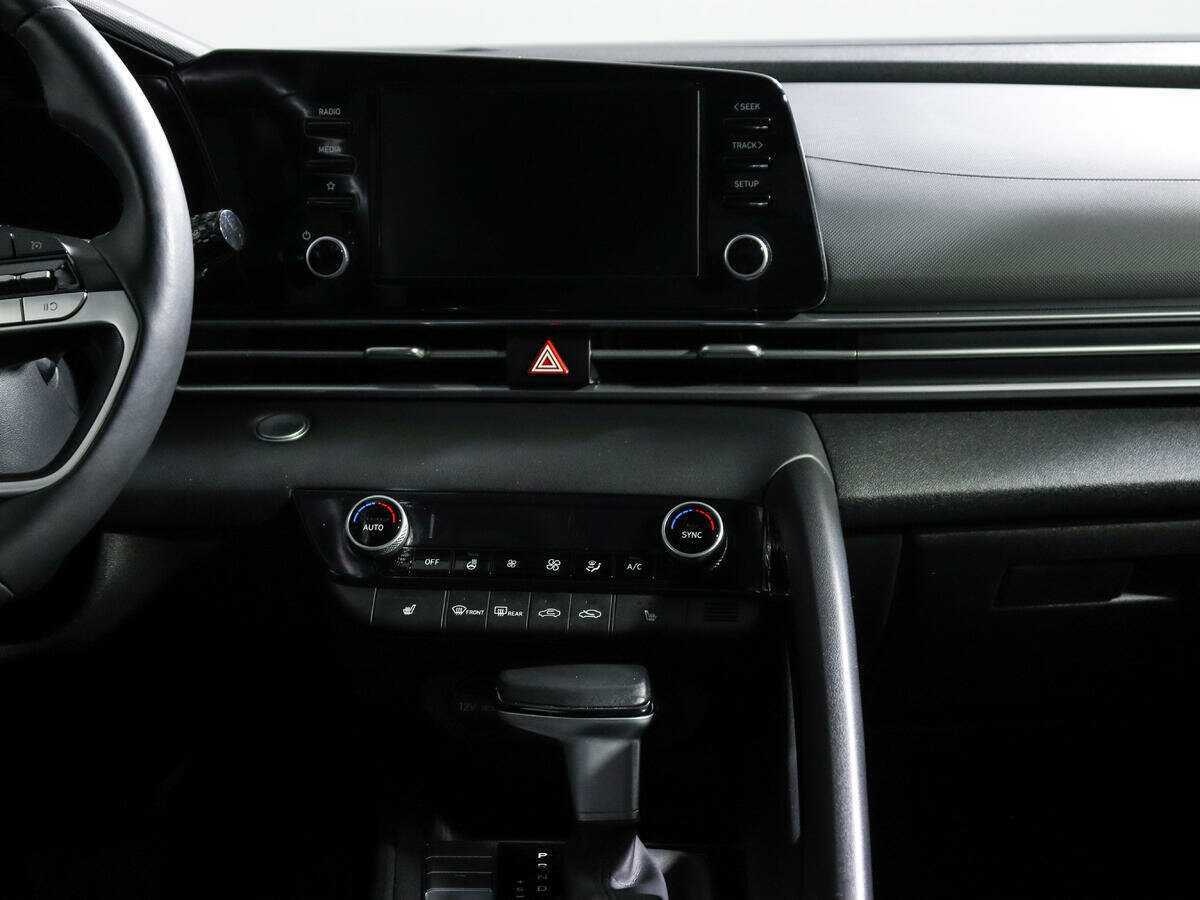 Б/У Хендай Елантра 2022 года. Фото: #12