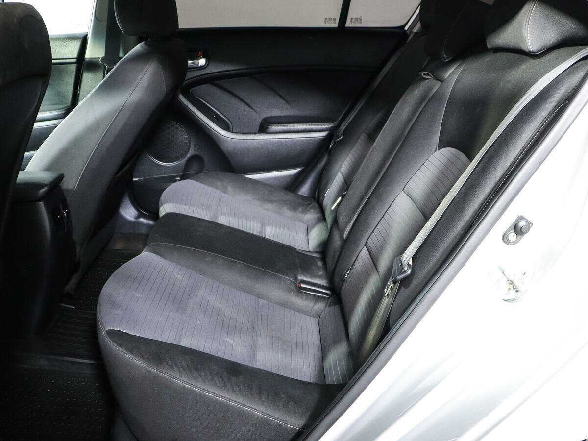 Б/У Киа Церато 2017 года. Фото: #6