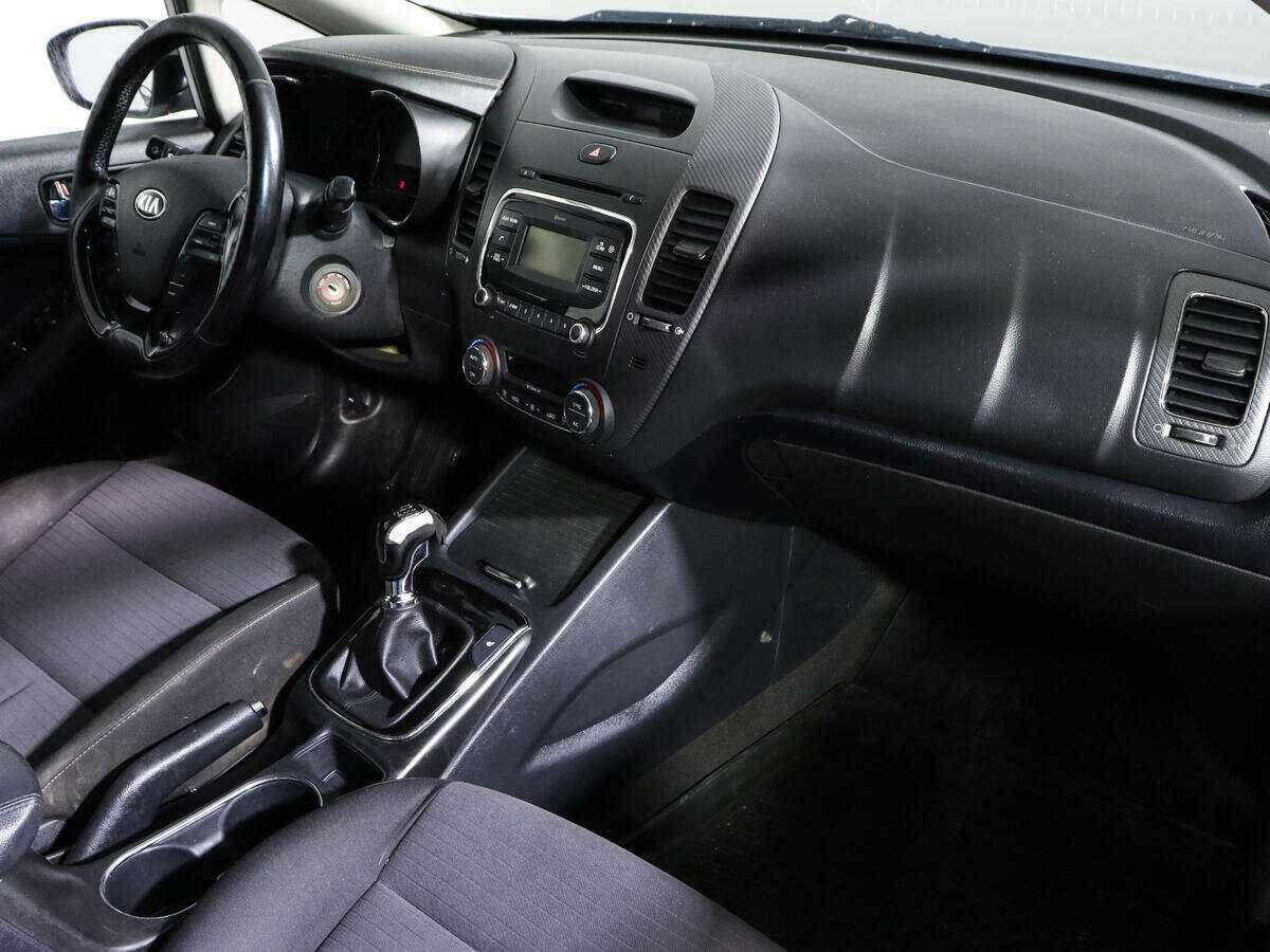 Б/У Киа Церато 2017 года. Фото: #7