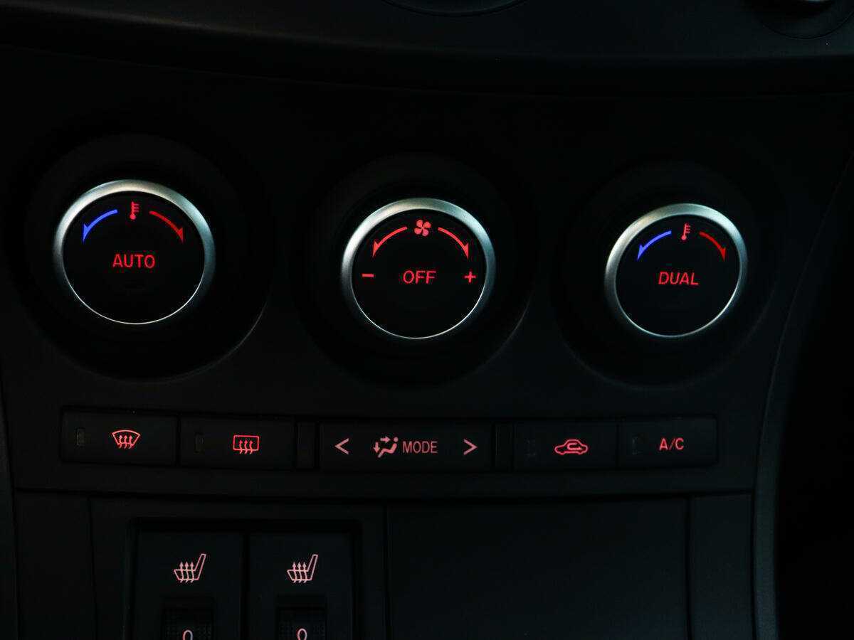 Б/У Мазда 3 2013 года. Фото: #14