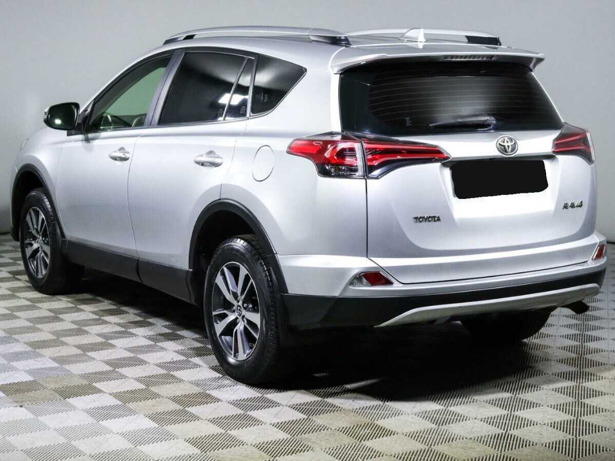 Б/У Тойота Рав4 2016 года. Фото: #6