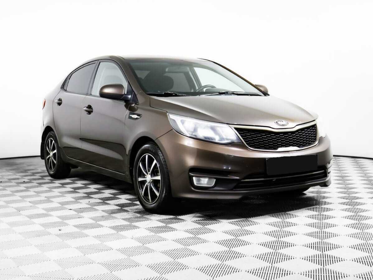 Б/У Киа Рио 2015 года. Фото: #2